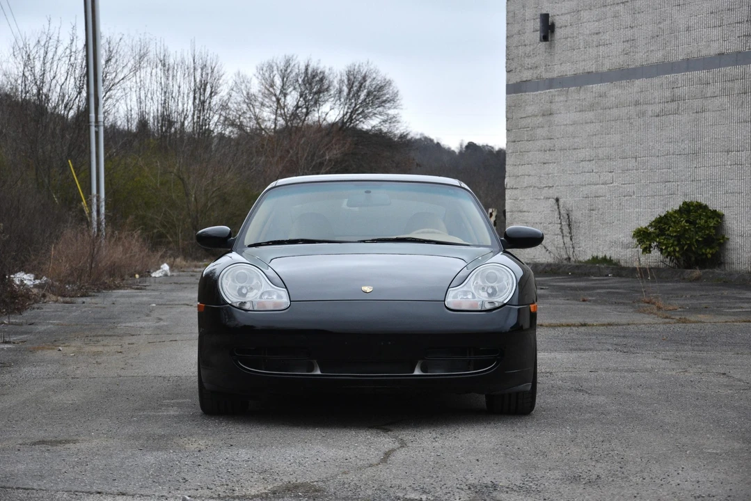2000 Porsche 996 Carrera - Image 8 of 31