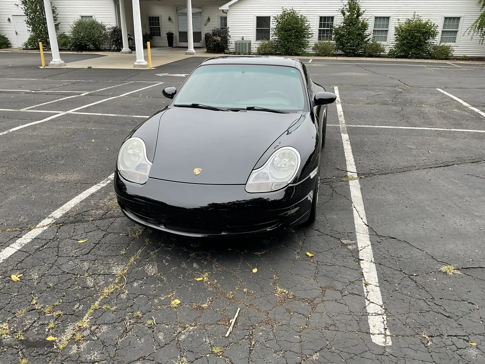 2000 Porsche 996 Carrera - Image 2 of 31