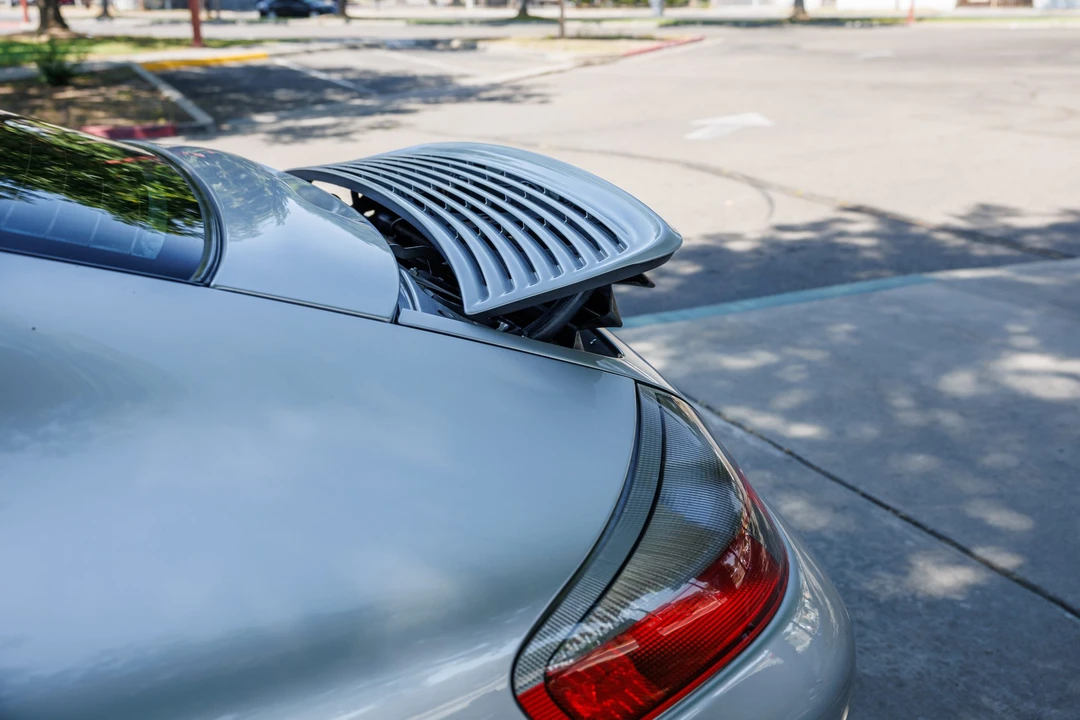 2000 Porsche 996 Carrera - Image 25 of 31