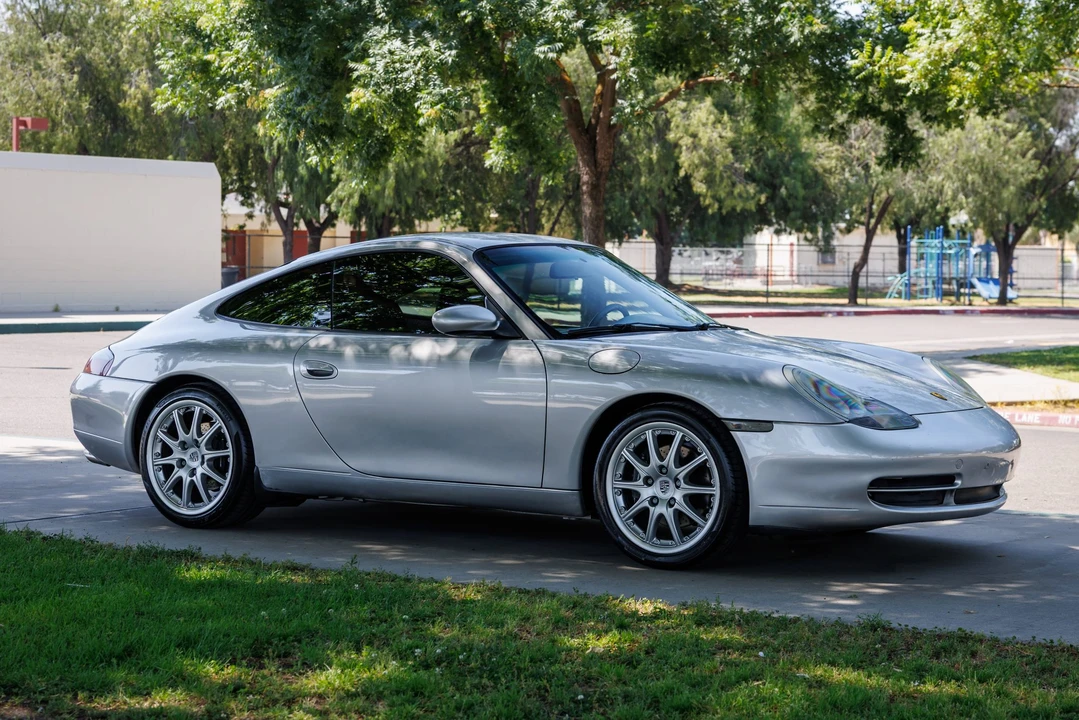 2000 Porsche 996 Carrera - Image 11 of 31
