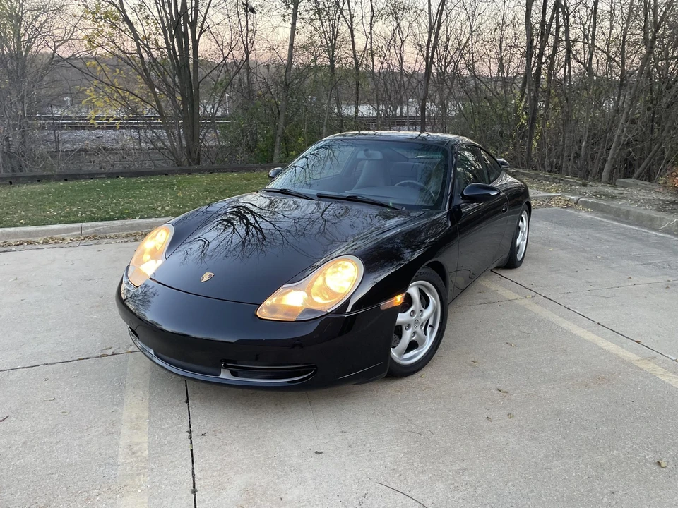 2000 Porsche 996 Carrera - Image 2 of 31