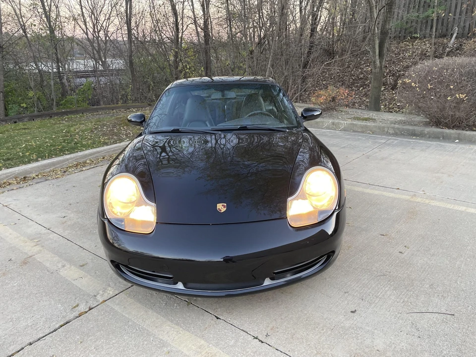 2000 Porsche 996 Carrera - Image 25 of 31