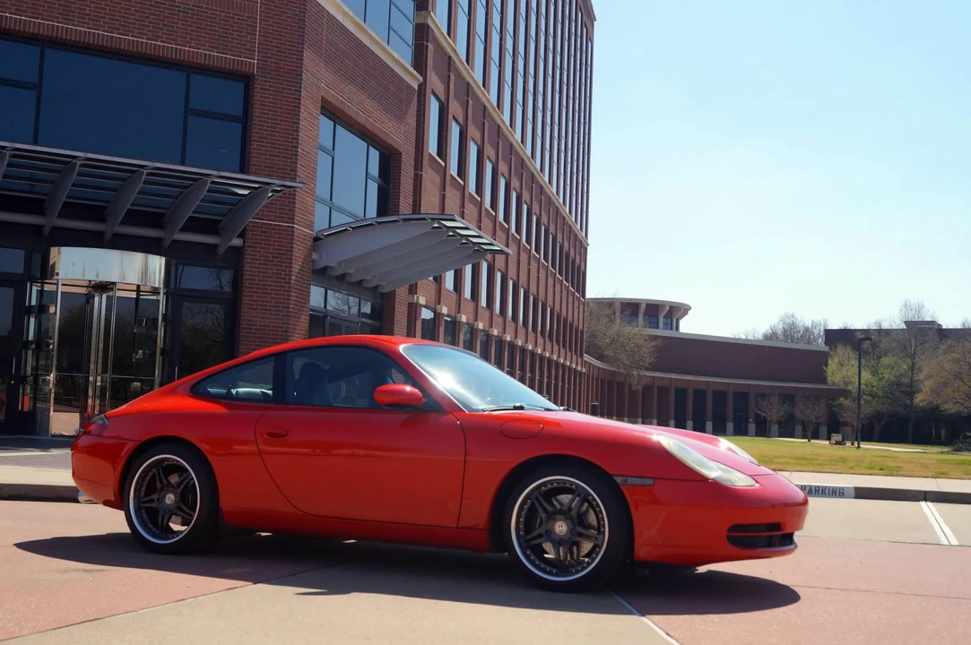 2000 Porsche 996 Carrera - Image 10 of 31