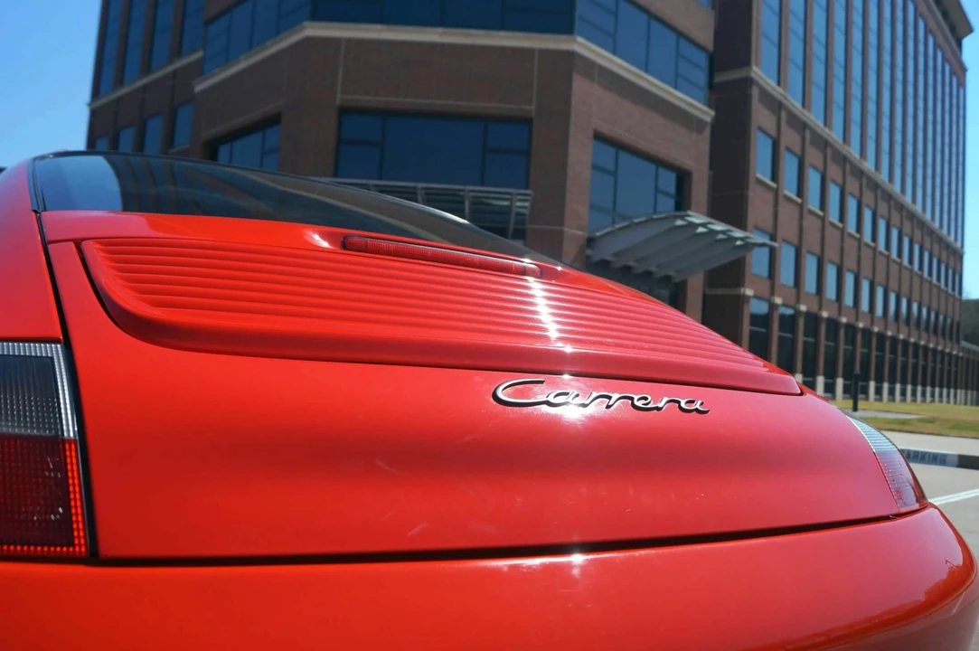 2000 Porsche 996 Carrera - Image 28 of 31