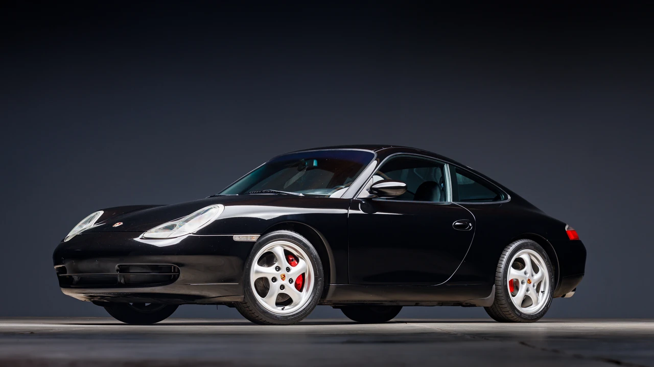 2000 Porsche 996 Carrera - Image 8 of 31