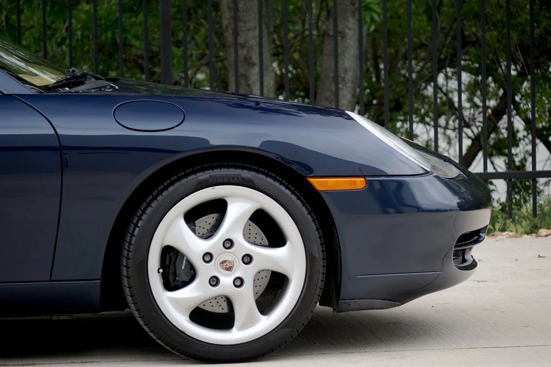 2000 Porsche 996 Carrera - Image 30 of 31