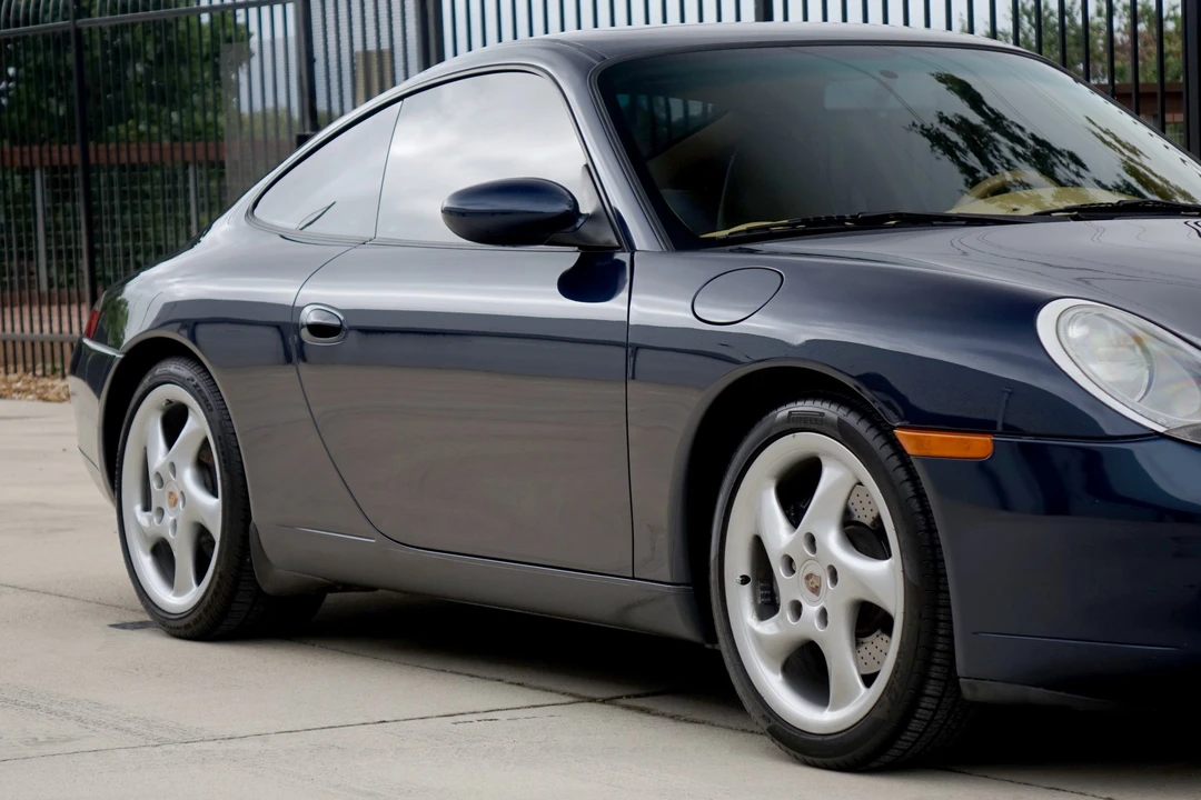 2000 Porsche 996 Carrera - Image 25 of 31