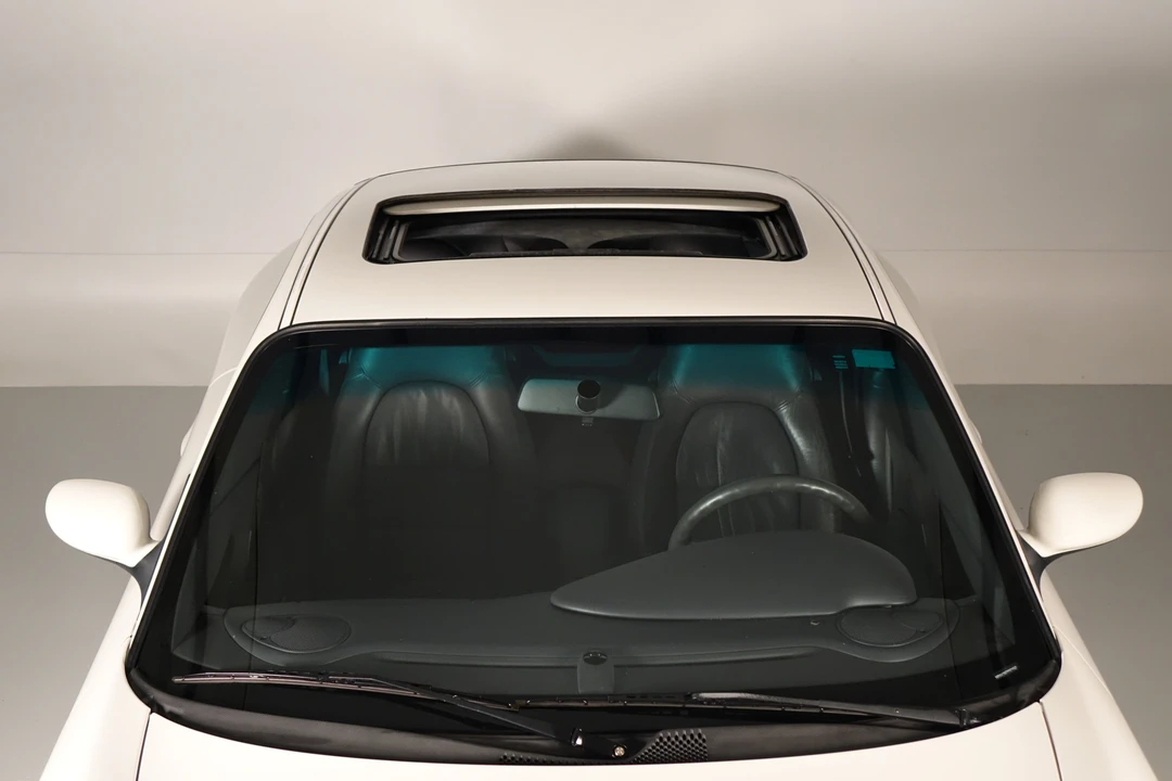 2000 Porsche 996 Carrera - Image 26 of 31