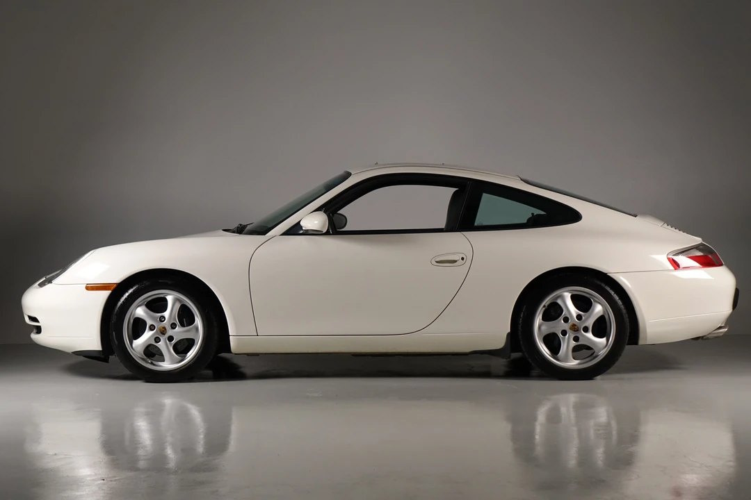 2000 Porsche 996 Carrera - Image 2 of 31
