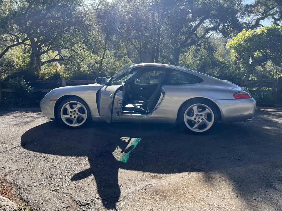 2000 Porsche 996 Carrera - Image 10 of 31