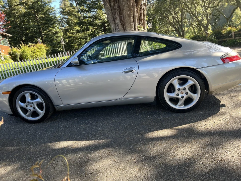 2000 Porsche 996 Carrera - Image 9 of 31