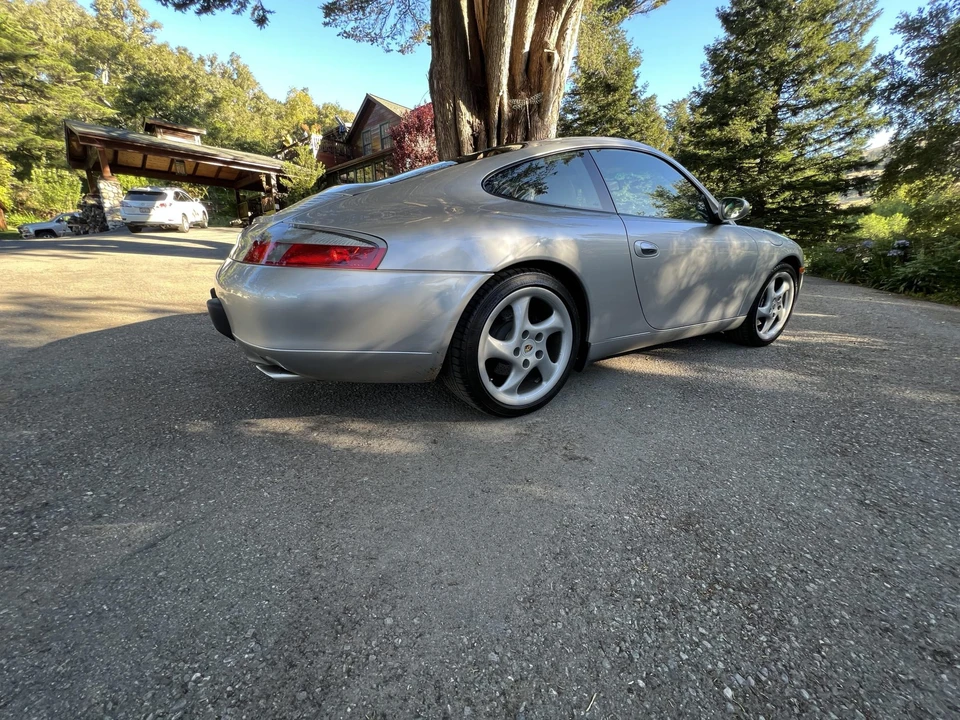 2000 Porsche 996 Carrera - Image 19 of 31