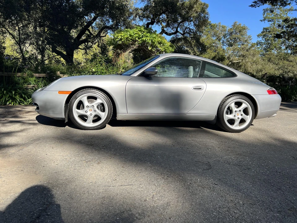 2000 Porsche 996 Carrera - Image 8 of 31