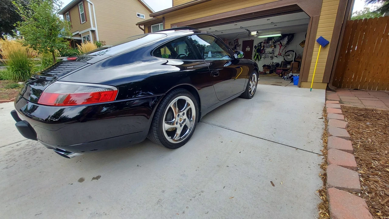 2000 Porsche 996 Carrera - Image 15 of 31