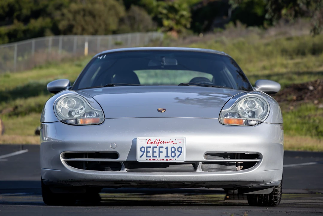 2000 Porsche 996 Carrera - Image 8 of 31