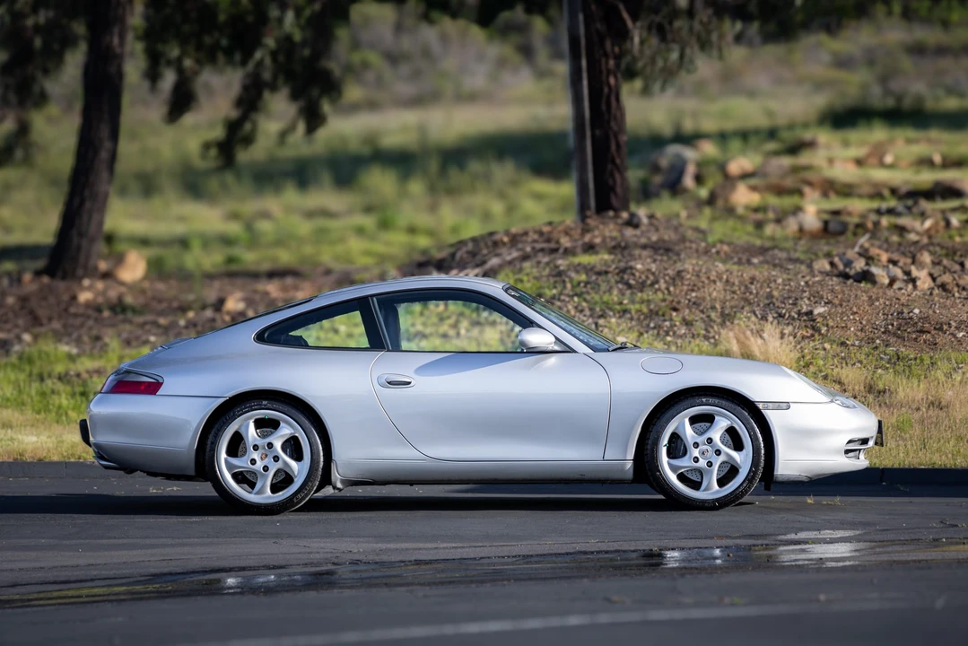 2000 Porsche 996 Carrera - Image 13 of 31