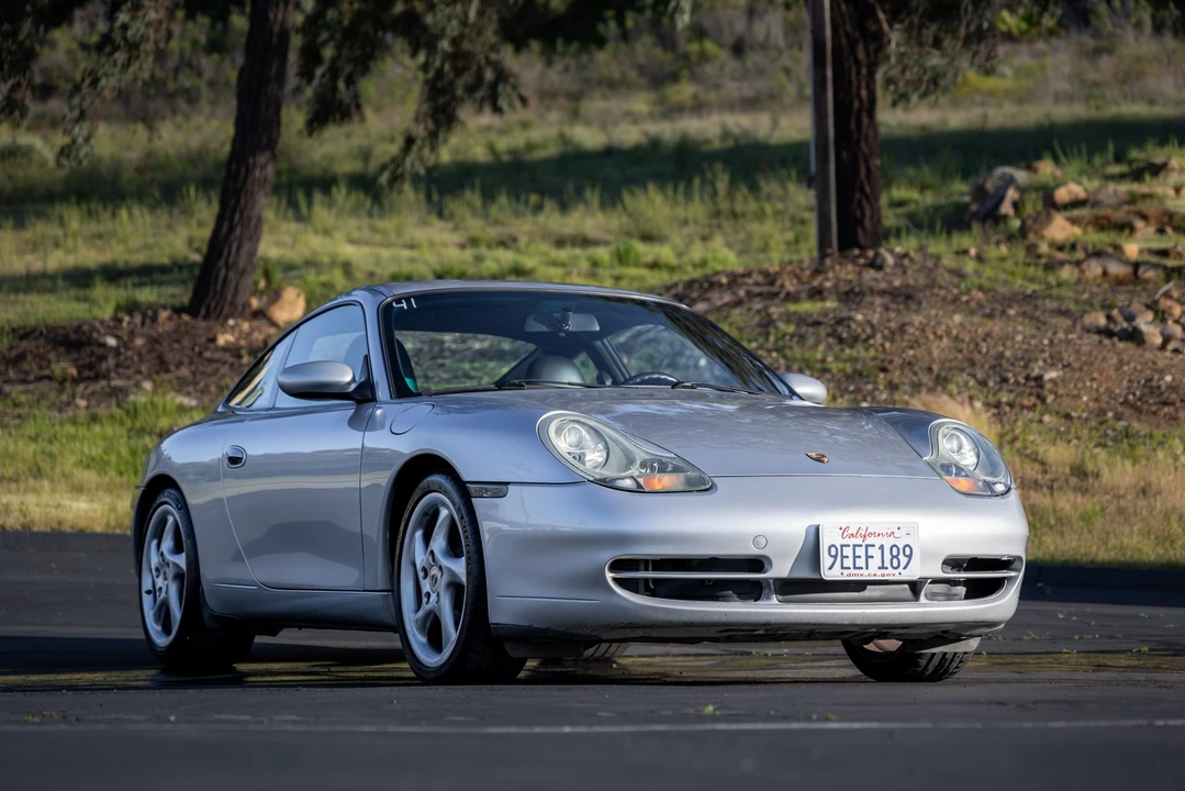 2000 Porsche 996 Carrera - Image 9 of 31