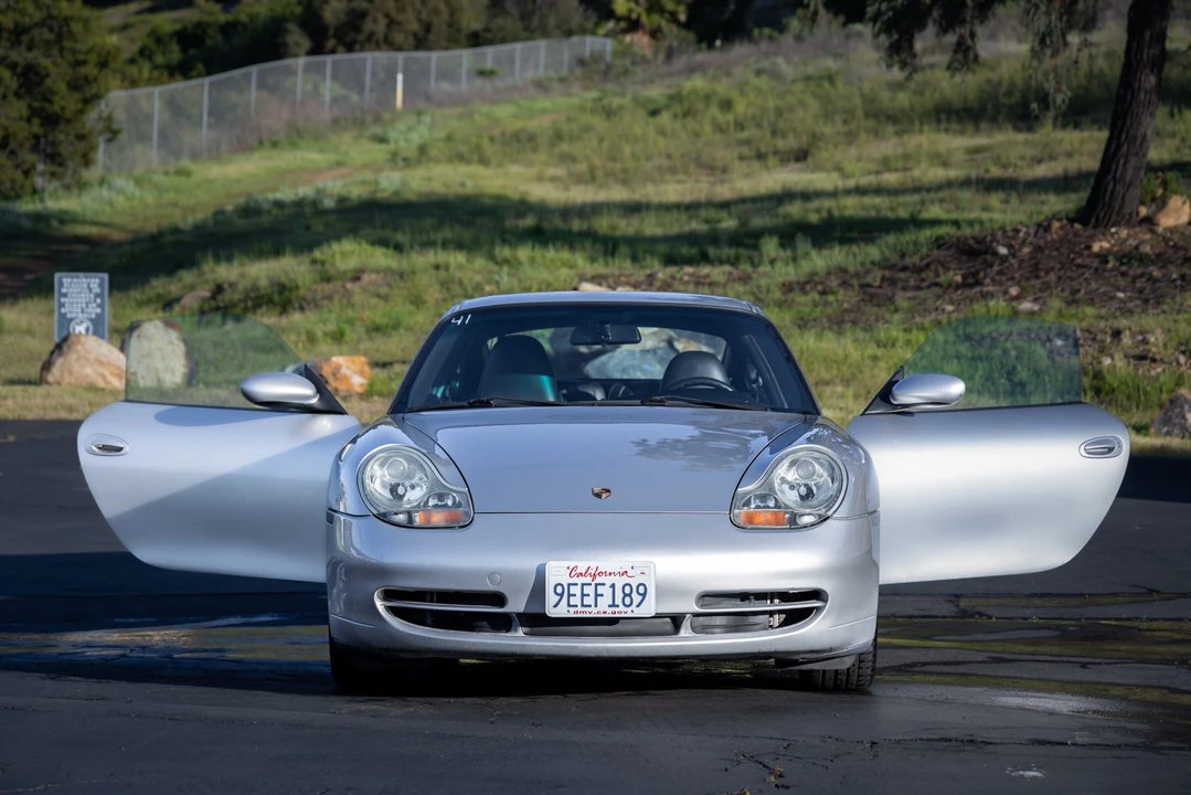 2000 Porsche 996 Carrera - Image 25 of 31
