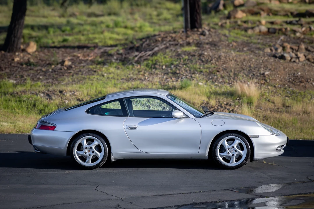 2000 Porsche 996 Carrera - Image 14 of 31