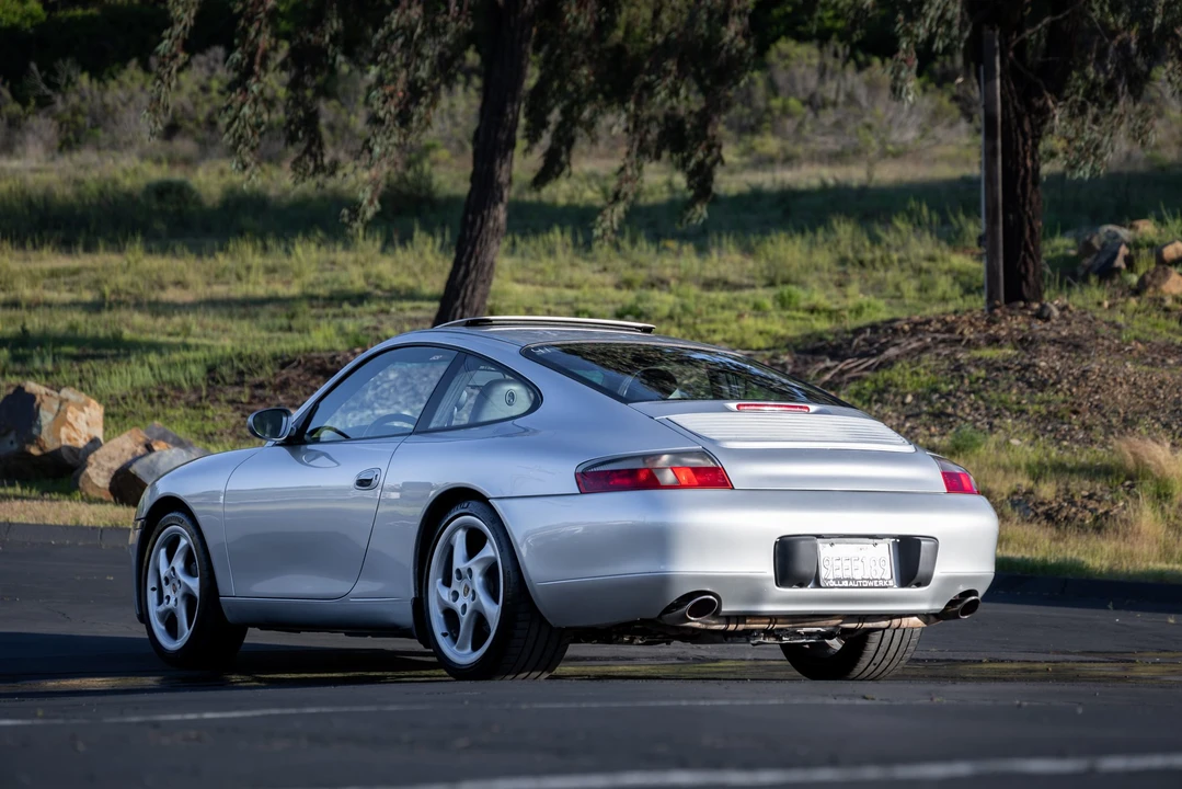 2000 Porsche 996 Carrera - Image 21 of 31