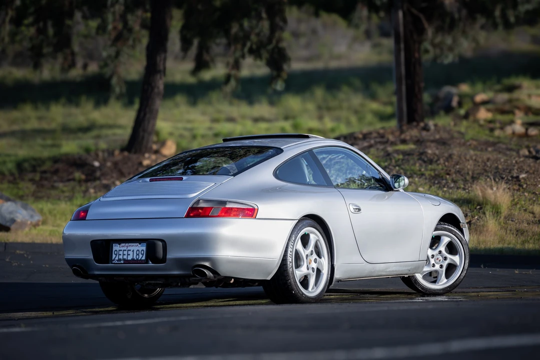 2000 Porsche 996 Carrera - Image 15 of 31