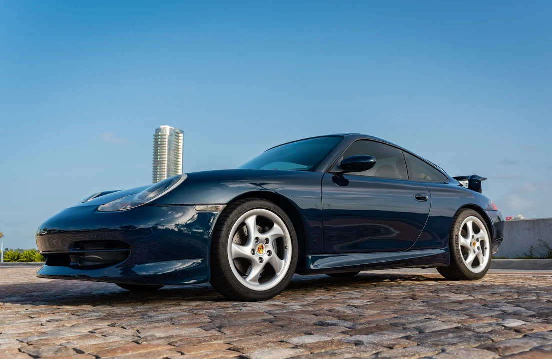 2000 Porsche 996 Carrera - Image 2 of 31