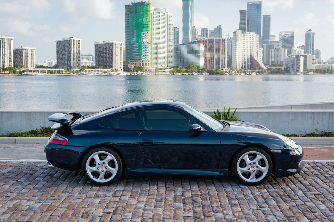 2000 Porsche 996 Carrera - Image 24 of 31