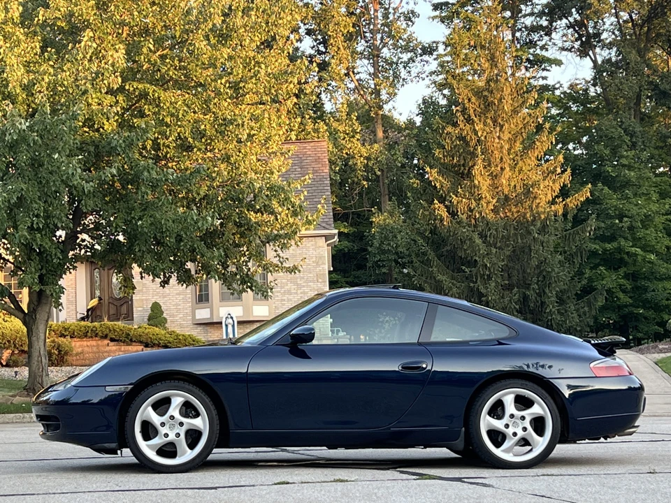 2000 Porsche 996 Carrera - Image 9 of 31