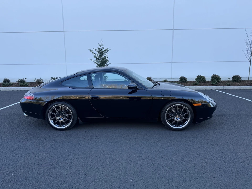 2000 Porsche 996 Carrera - Image 30 of 31
