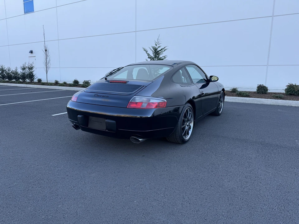 2000 Porsche 996 Carrera - Image 26 of 31