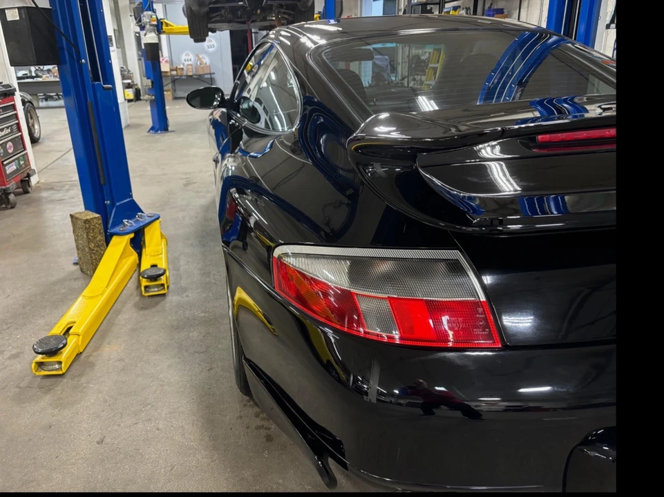 2000 Porsche 996 Carrera - Image 31 of 31