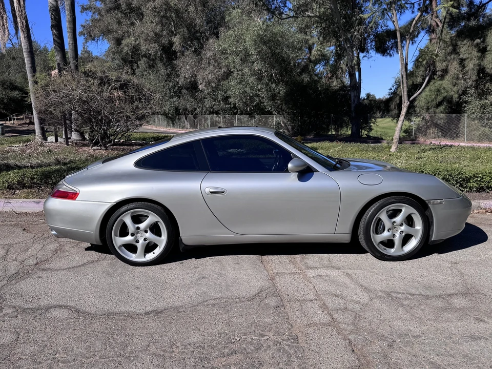2000 Porsche 996 Carrera - Image 9 of 31