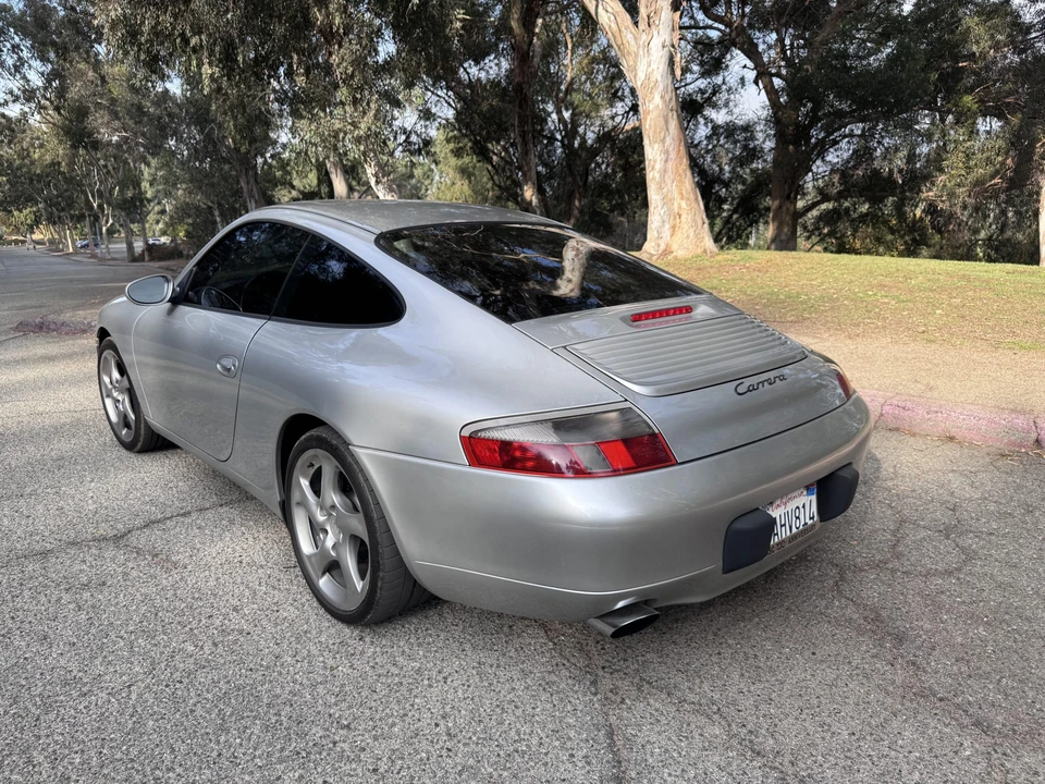 2000 Porsche 996 Carrera - Image 12 of 31
