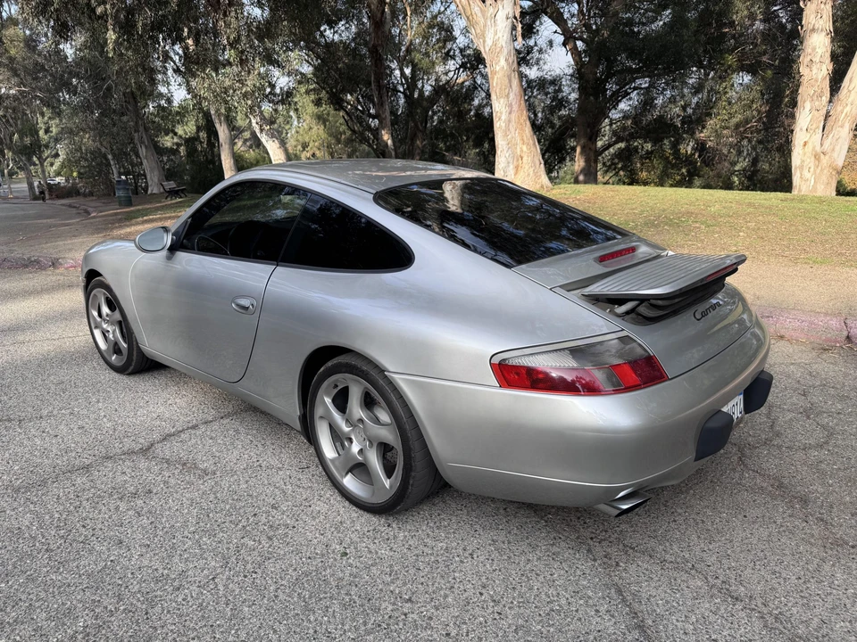 2000 Porsche 996 Carrera - Image 13 of 31