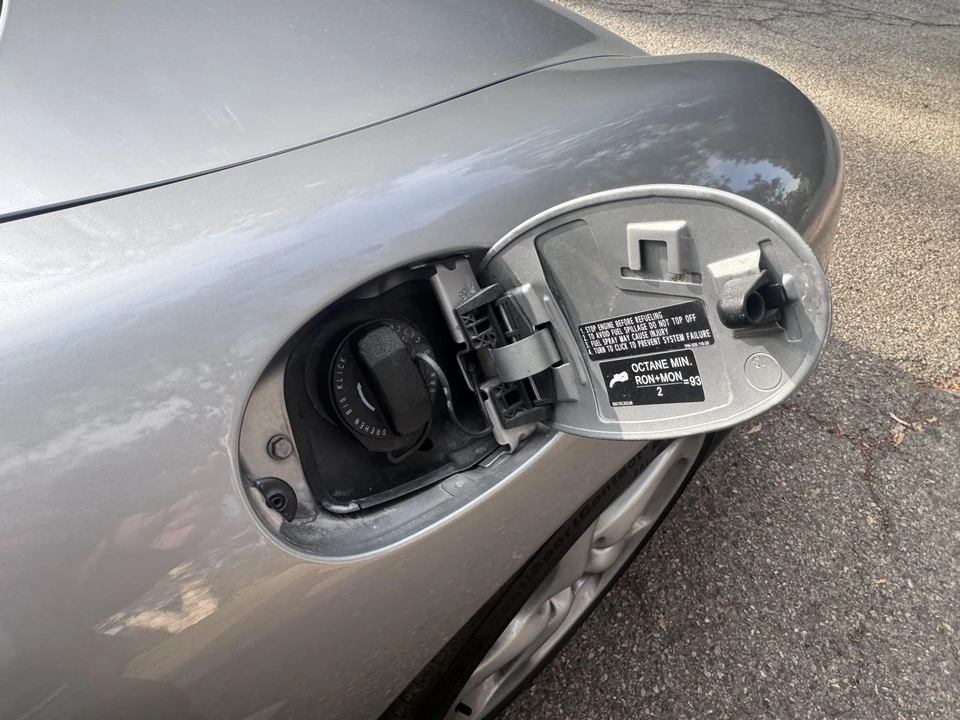2000 Porsche 996 Carrera - Image 31 of 31