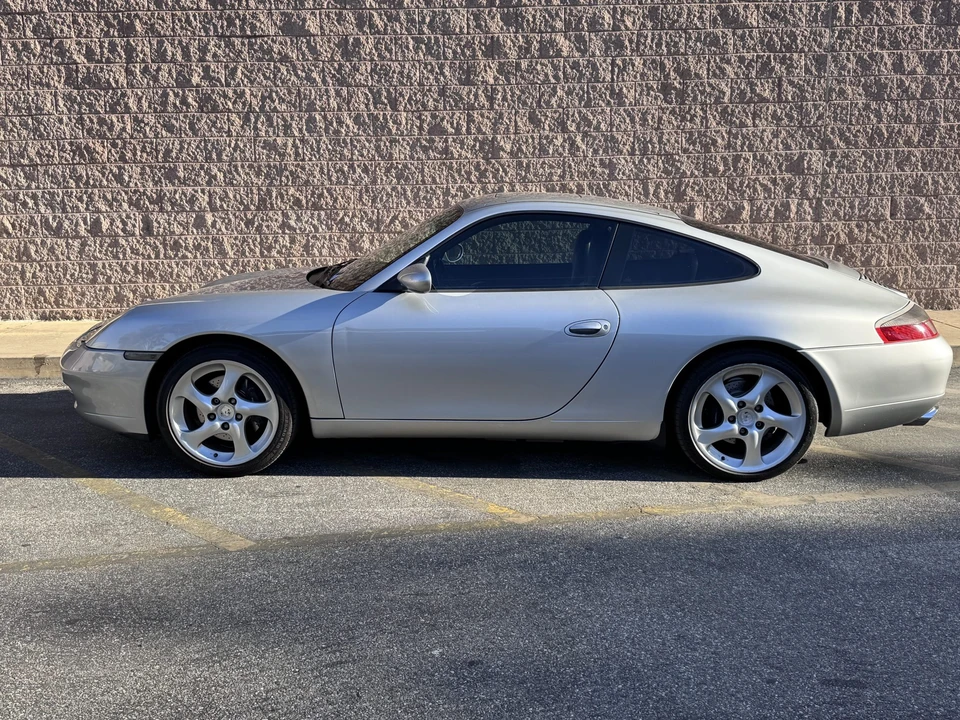 2000 Porsche 996 Carrera - Image 15 of 31