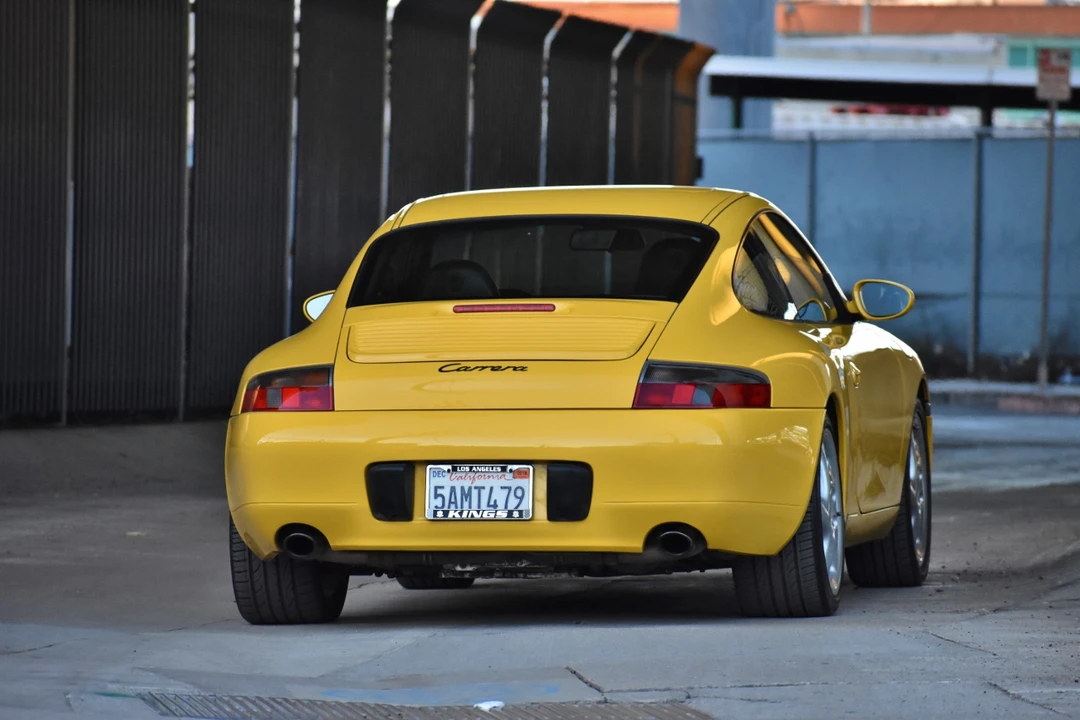 2000 Porsche 996 Carrera - Image 26 of 31
