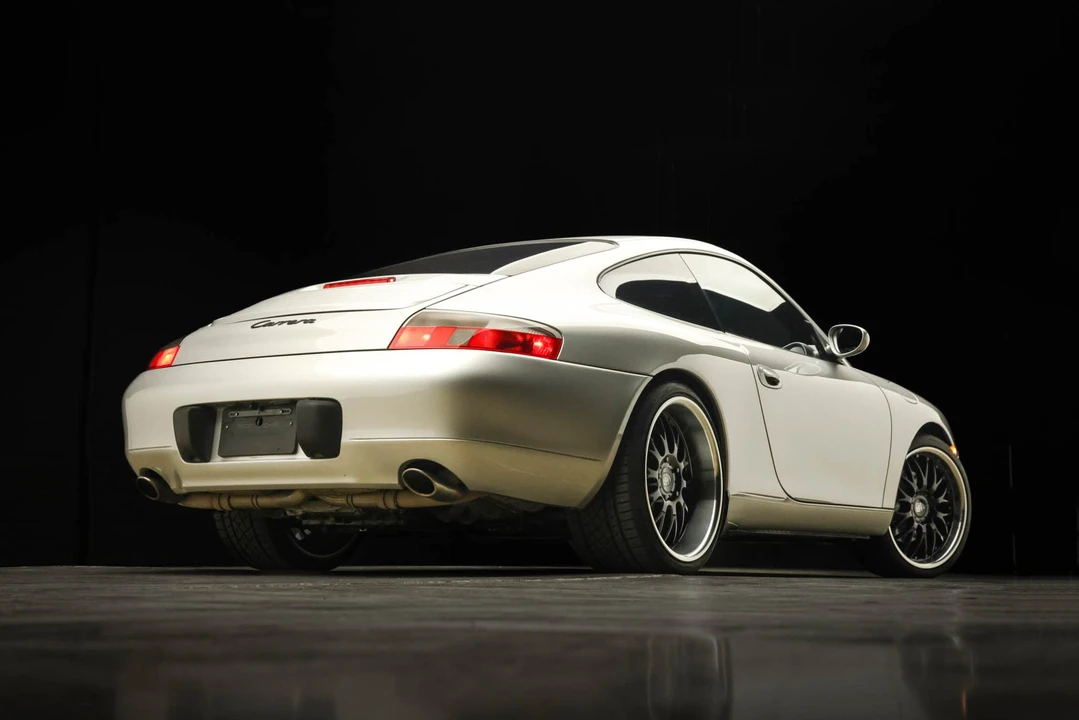 2000 Porsche 996 Carrera - Image 16 of 31