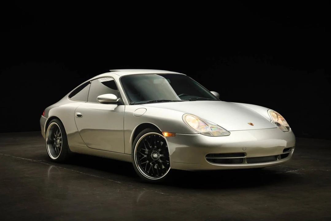 2000 Porsche 996 Carrera - Image 24 of 31