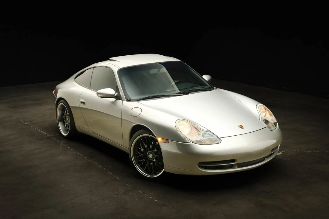 2000 Porsche 996 Carrera - Image 27 of 31