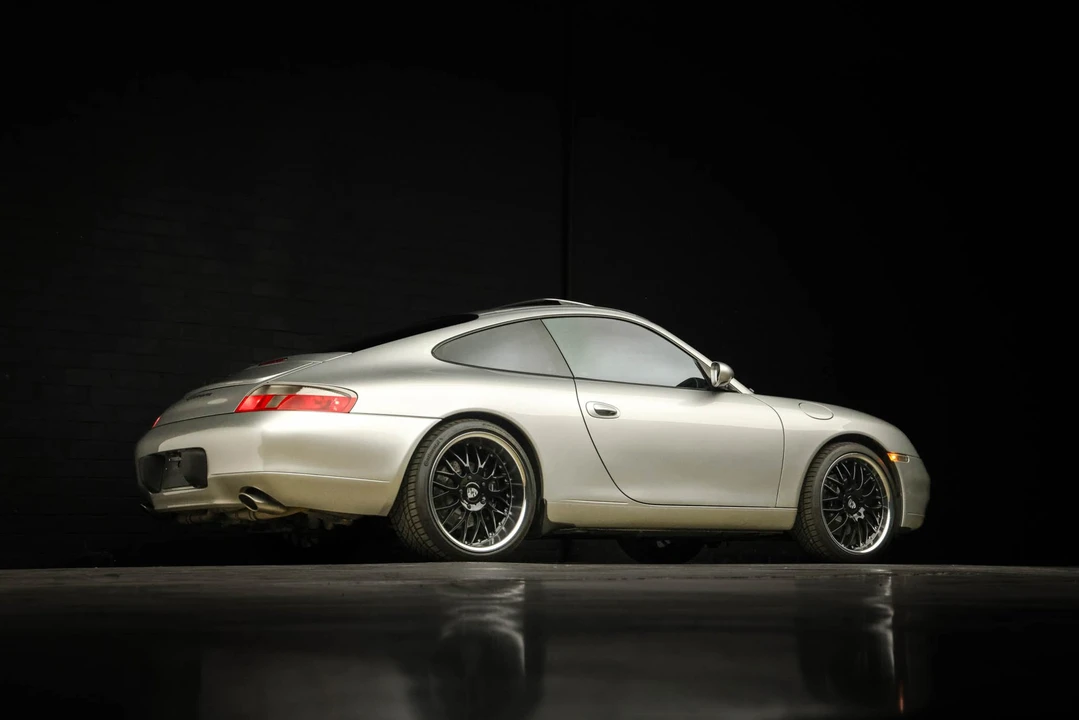 2000 Porsche 996 Carrera - Image 18 of 31