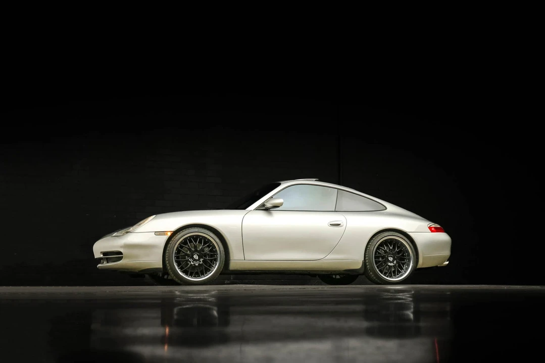 2000 Porsche 996 Carrera - Image 6 of 31
