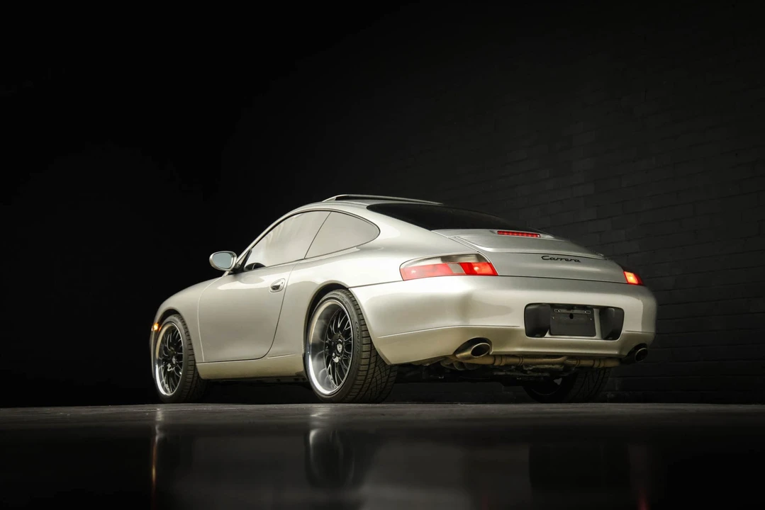 2000 Porsche 996 Carrera - Image 12 of 31