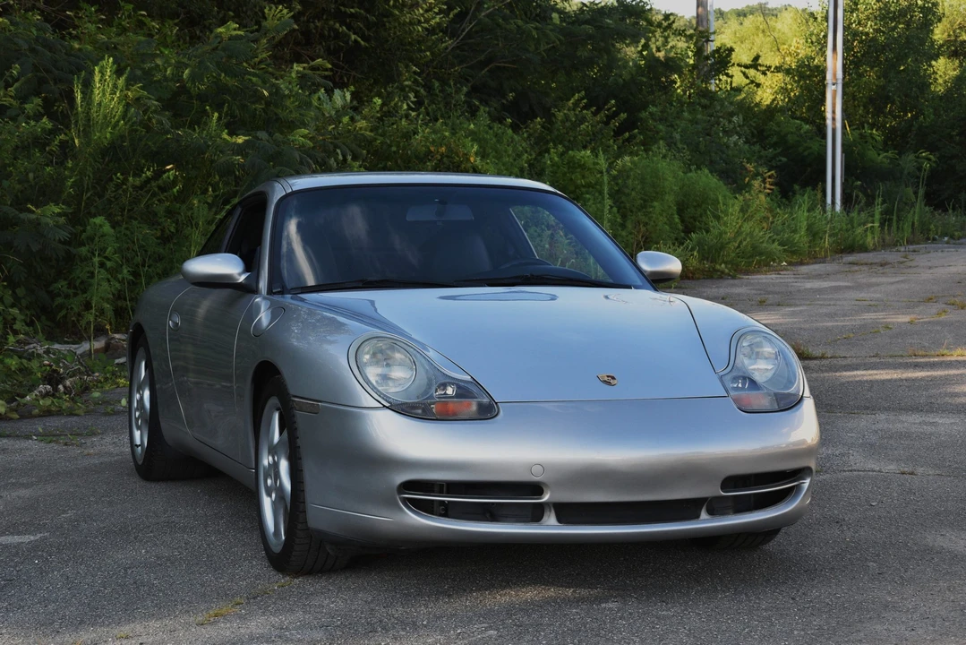 2000 Porsche 996 Carrera - Image 9 of 31