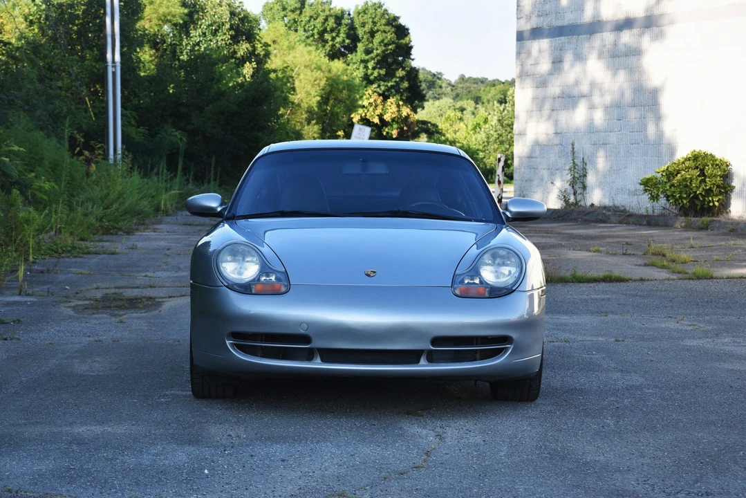 2000 Porsche 996 Carrera - Image 8 of 31