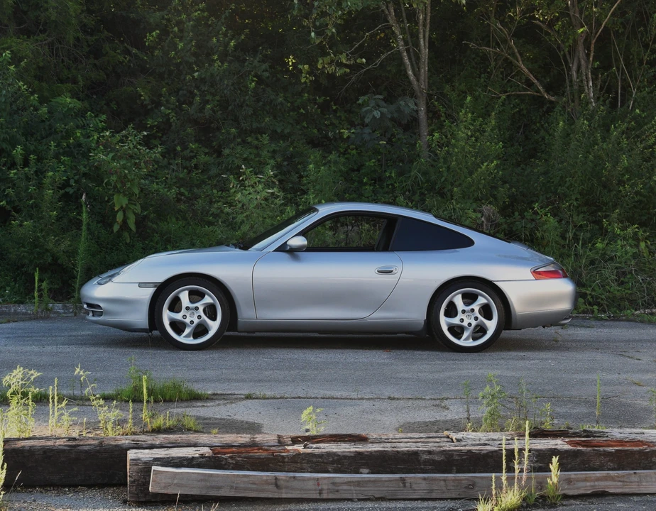 2000 Porsche 996 Carrera - Image 24 of 31