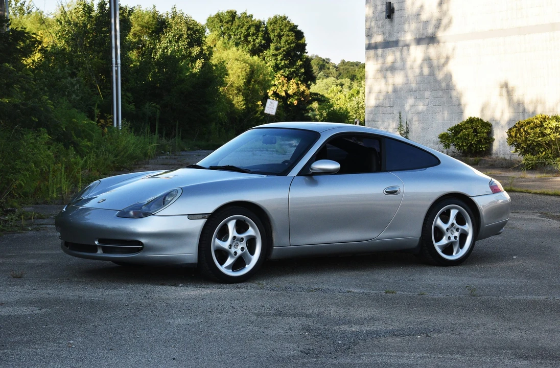 2000 Porsche 996 Carrera - Image 28 of 31