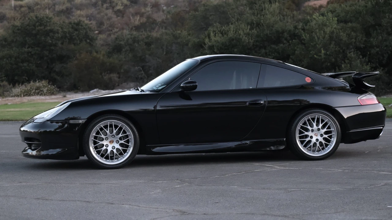 2000 Porsche 996 Carrera - Image 10 of 31