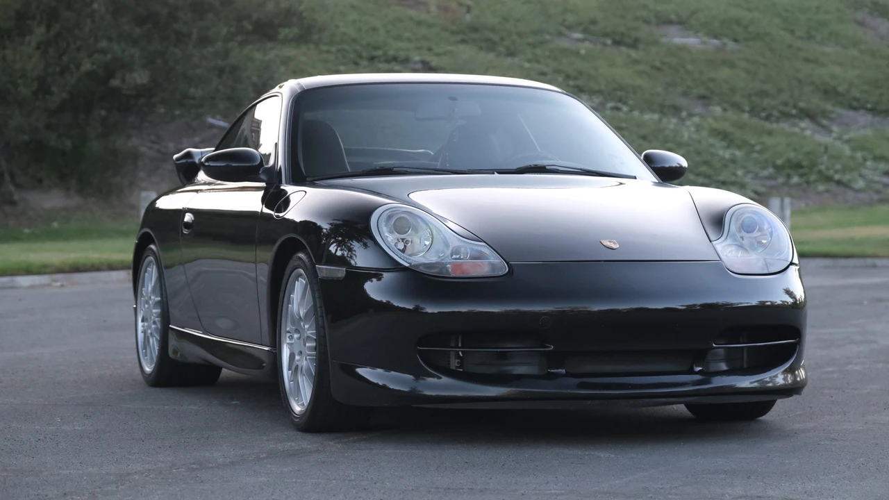 2000 Porsche 996 Carrera - Image 8 of 31