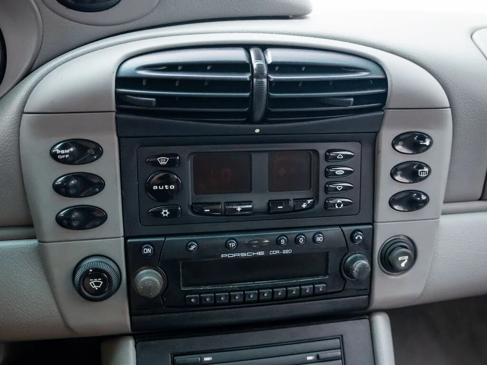 2000 Porsche 996 Carrera - Image 20 of 31
